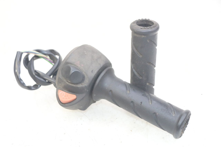 photo de MANUBRIO DESTRO PEUGEOT SATELIS 125 (2010 - 2012) - Vista principale