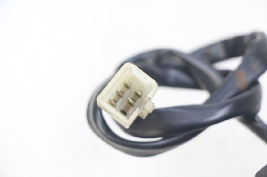 photo de MANUBRIO DESTRO PEUGEOT SATELIS 125 (2010 - 2012) - Primo piano tecnico