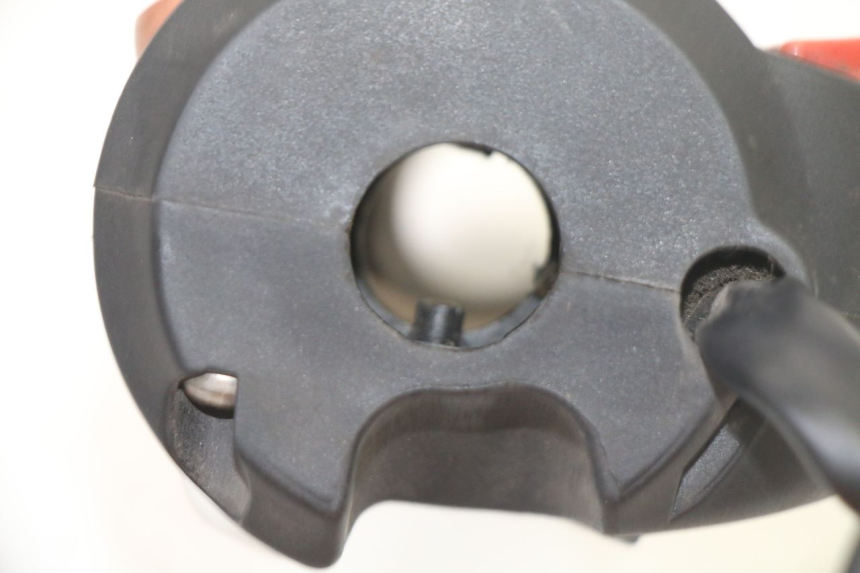 photo de COMMUTATORE DESTRO PEUGEOT SATELIS 125 (2013 - 2018) - Vista d'insieme del prodotto