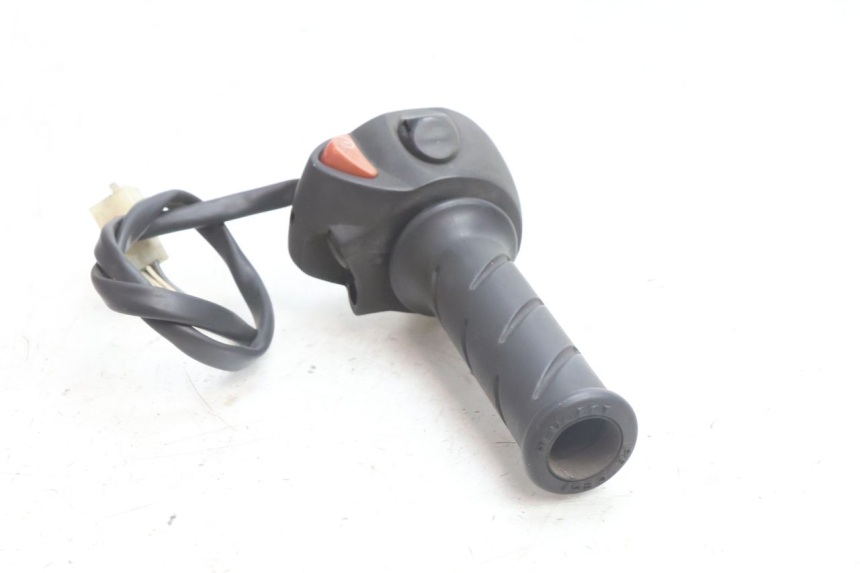 photo de COMMODO DESTRO PEUGEOT SATELIS 125 (2006 - 2009) - Altra angolazione