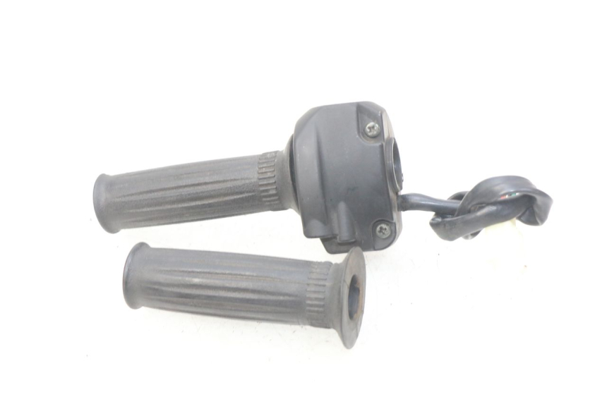 photo de MANUBRIO DESTRO JM MOTORS SC 4T 50 (2012 - 2017) - Primo piano tecnico