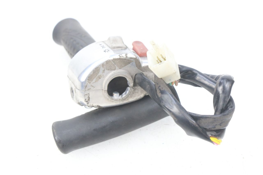 photo de COMANDO DESTRO KYMCO SENTO 50 (2008 - 2013) - Altra angolazione