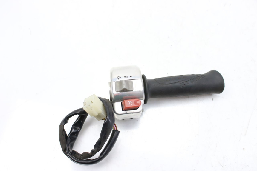 photo de MANUBRIO DESTRO KYMCO SENTO 100 (2008 - 2013) - Ricambio usato controllato