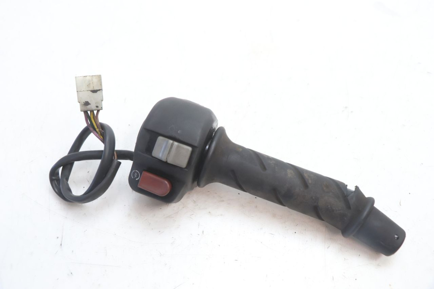photo de MANUBRIO DESTRO PEUGEOT SPEEDFIGHT LC 50 (1996 - 2002) - Vista principale