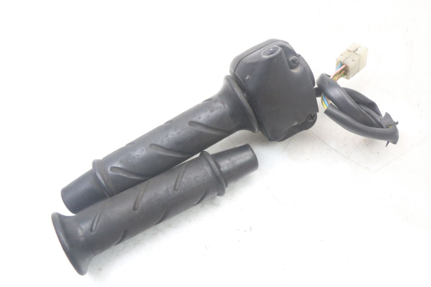 photo de MANUBRIO DESTRO PEUGEOT SPEEDFIGHT 100 (1997 - 2007) - Vista d'insieme del prodotto