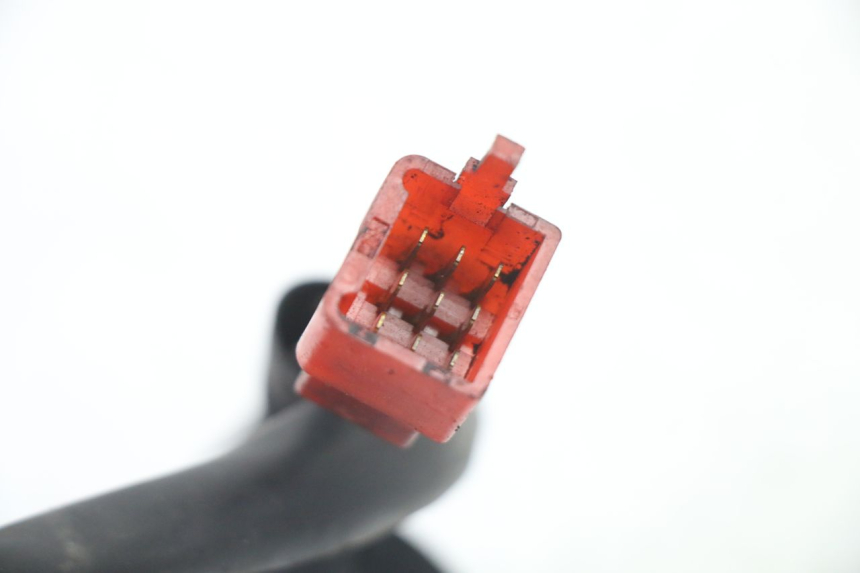 photo de COMMUTATORE DESTRO HONDA ST PAN EUROPEAN 1300 (2002 - 2013) - Stato della superficie e materiale