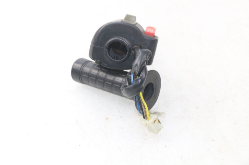 photo de COMANDO DESTRO FYM STRADA 50 (2007 - 2014) - Zoom sullo stato d'uso