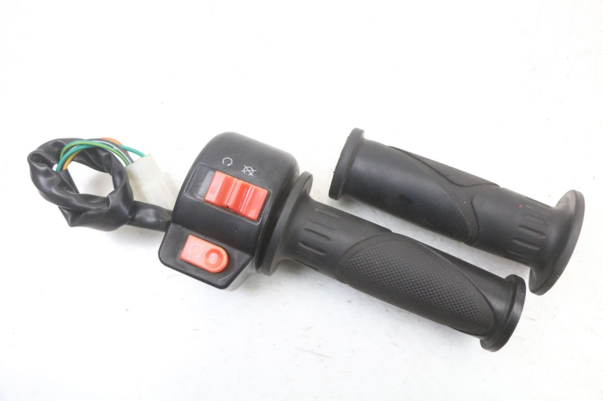 photo de  VASTRO STREET X 4T 50 (2016 - 2021) - Vista principale