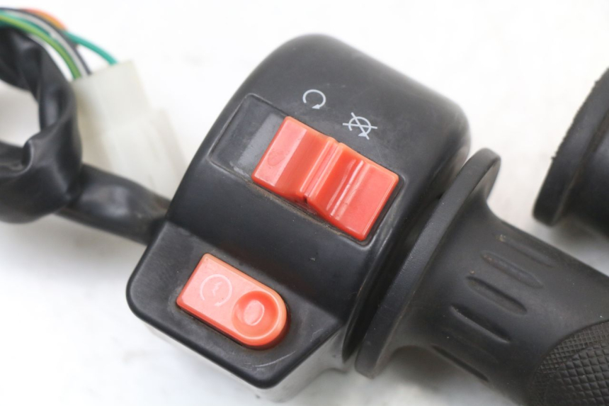 photo de  VASTRO STREET X 4T 50 (2016 - 2021) - Zoom sullo stato d'uso