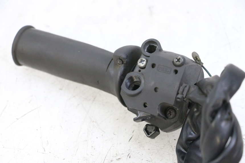 photo de COMMUTATORE DESTRO SUZUKI BURGMAN 125 (2015 - 2017) - Vista d'insieme del prodotto