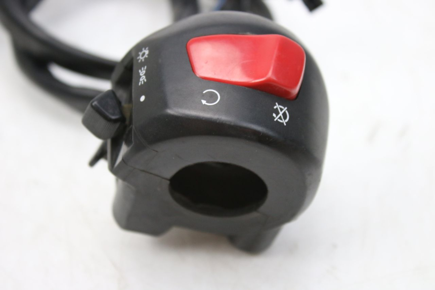 photo de COMMUTATORE DESTRO SUZUKI SV S 650 (1999 - 2002) - Altra angolazione