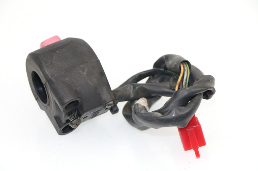 photo de Comando destro SYM GTS 250 (2005 - 2008) - Zoom sullo stato d'uso