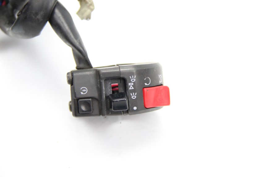 photo de MANUBRIO DESTRO YAMAHA TDM ABS 900 (2002 - 2014) - Dettaglio del componente