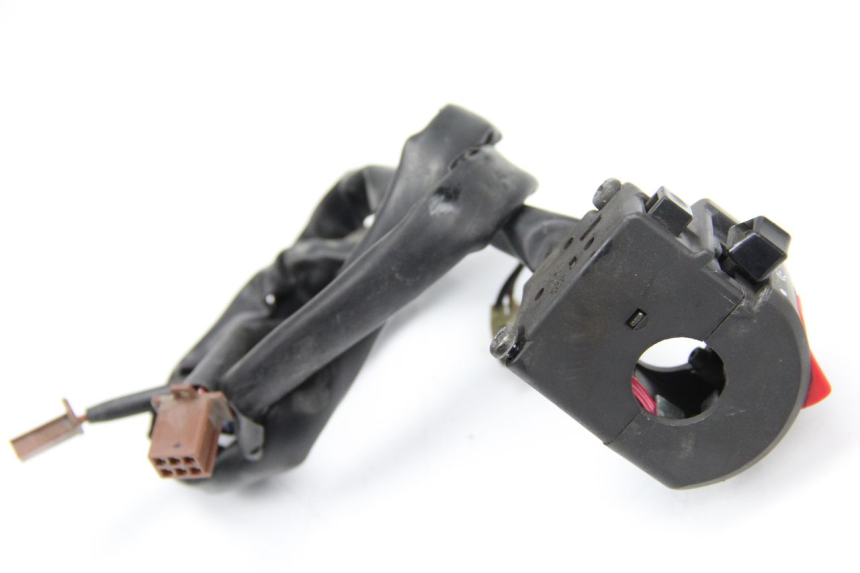 photo de MANUBRIO DESTRO YAMAHA TDM ABS 900 (2002 - 2014) - Primo piano tecnico