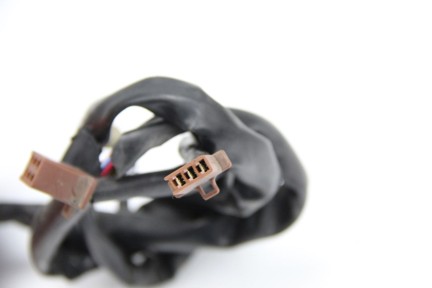 photo de MANUBRIO DESTRO YAMAHA TDM ABS 900 (2002 - 2014) - Stato della superficie e materiale