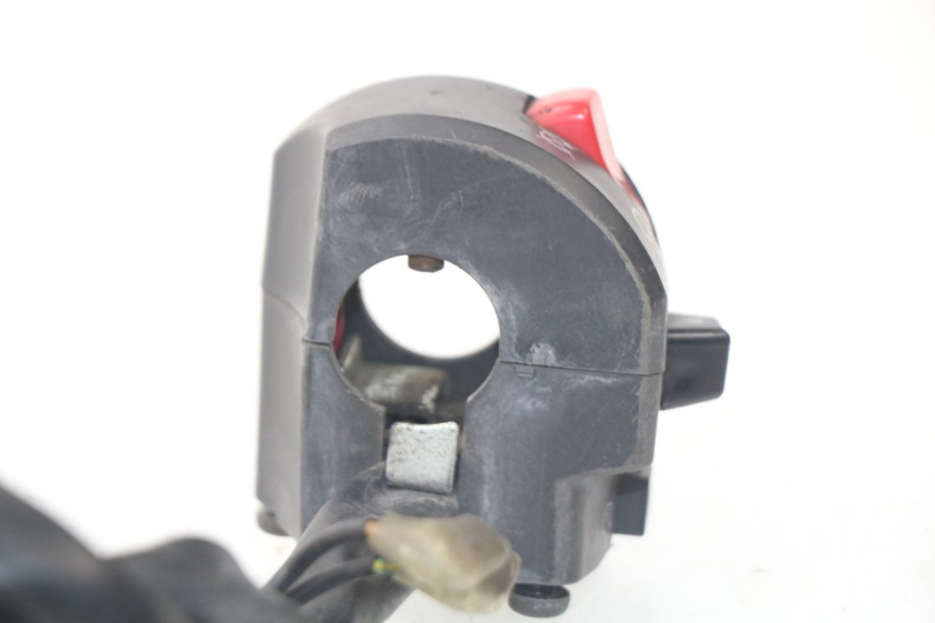 photo de MANUBRIO DESTRO YAMAHA TDM ABS 900 (2002 - 2014) - Zoom sullo stato d'uso