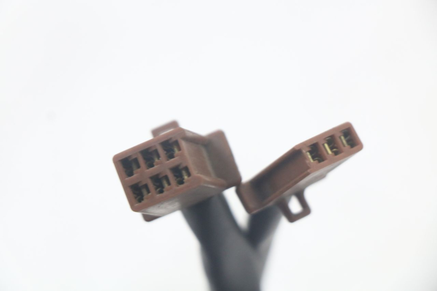 photo de MANUBRIO DESTRO YAMAHA TDM ABS 900 (2002 - 2014) - Stato della superficie e materiale