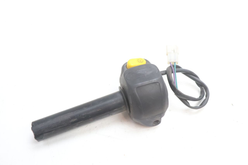 photo de MANUBRIO DESTRO PEUGEOT TREKKER 50 (1995 - 2004) - Altra angolazione