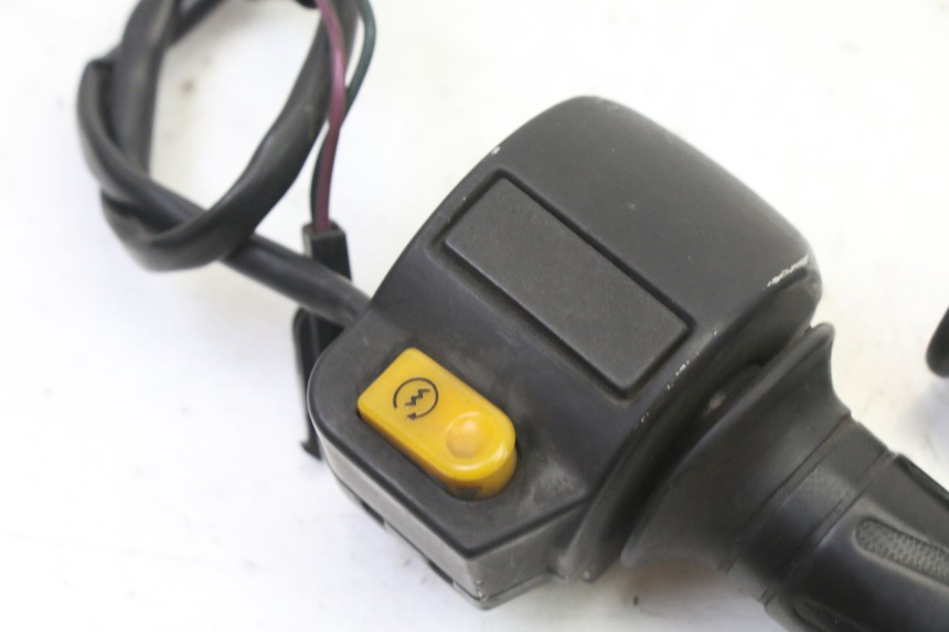 photo de COMMODO DESTRO PEUGEOT VIVACITY NEW 4T 50 (2008 - 2017) - Dettaglio del componente