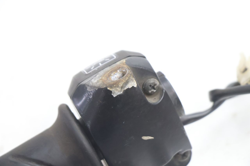 photo de MANUBRIO DESTRO PEUGEOT VIVACITY 50 (2004 - 2009) - Vista d'insieme del prodotto