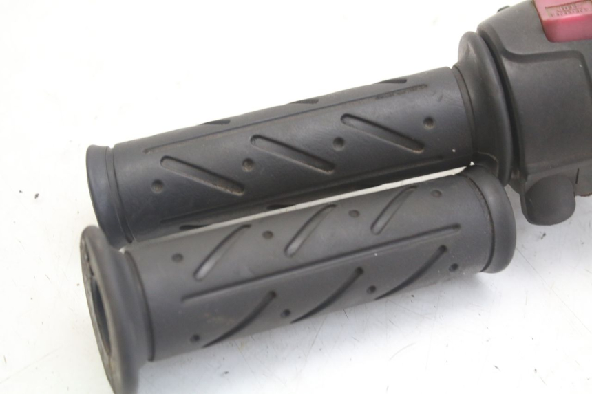 photo de COMMUTATORE DESTRO KYMCO X-CITING XCITING 400 (2014 - 2018) - Zoom sullo stato d'uso