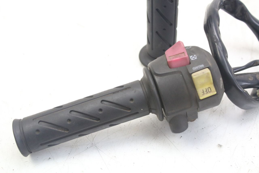 photo de COMMUTATORE DESTRO KYMCO X-CITING XCITING 400 (2014 - 2018) - Altra angolazione