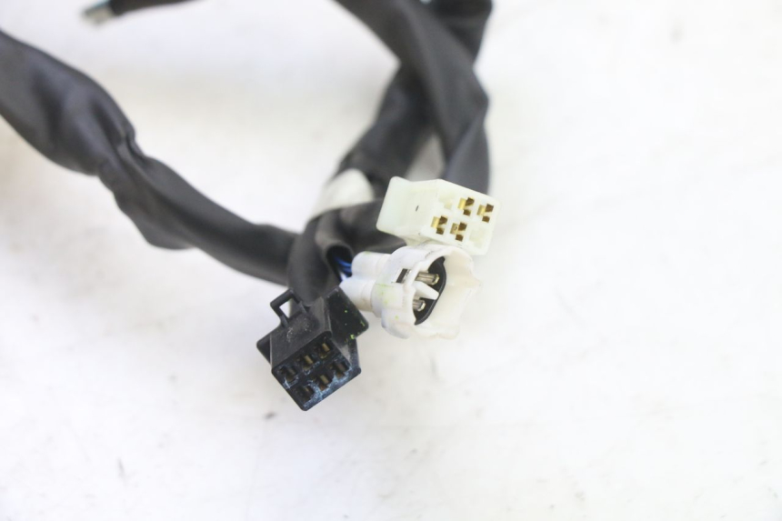 photo de COMMUTATORE DESTRO YAMAHA XMAX X-MAX 125 (2021 - 2025) - Ricambio usato controllato