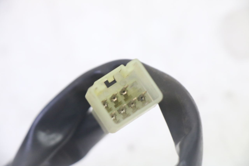 photo de MANUBRIO DESTRO YAMAHA X-MAX XMAX 125 (2010 - 2013) - Dettagli dei punti di fissaggio