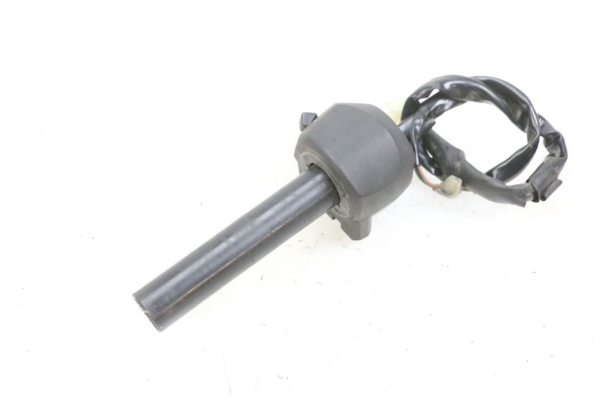 photo de MANUBRIO DESTRO YAMAHA X-MAX XMAX 125 (2010 - 2013) - Ricambio usato controllato