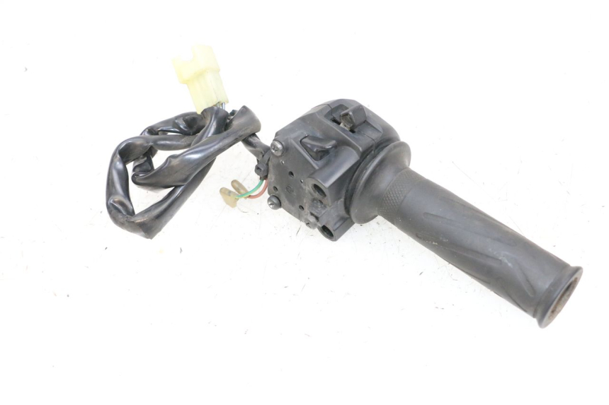 photo de MANUBRIO DESTRO YAMAHA X-MAX XMAX 125 (2010 - 2013) - Dettaglio del componente