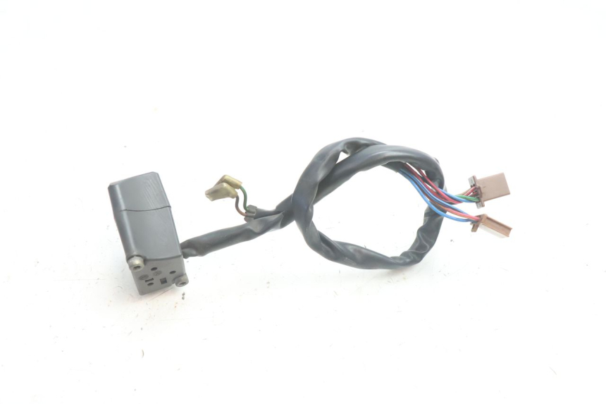 photo de COMANDO DESTRO YAMAHA XJR 1300 (1998 - 2002) - Altra angolazione
