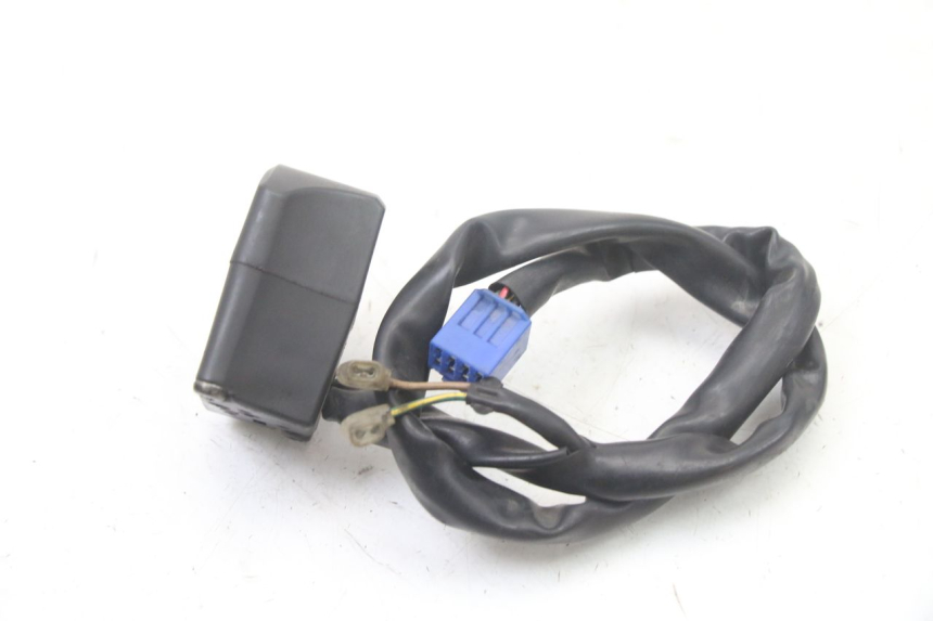 photo de MANUBRIO DESTRO YAMAHA FZS FAZER 600 (2001 - 2003) - Primo piano tecnico