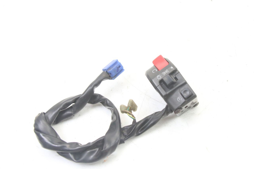 photo de MANUBRIO DESTRO YAMAHA FZS FAZER 600 (2001 - 2003) - Zoom sullo stato d'uso