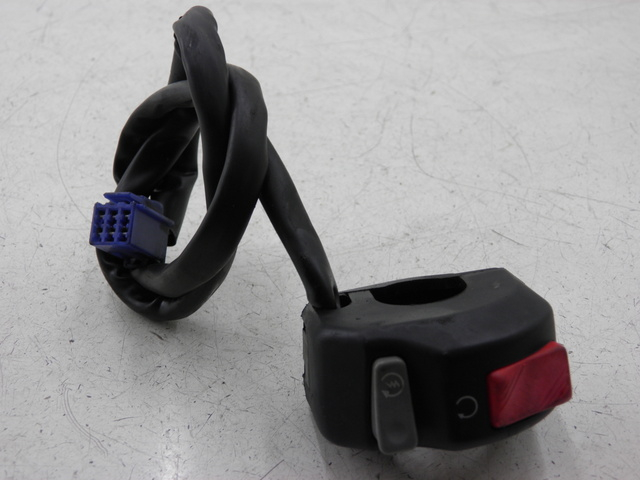 photo de Comando destro YAMAHA TDM 900 (2004 - 2006) - Vista principale