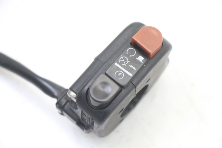 photo de COMMUTATORE DESTRO YAMAHA TZR 50 (2008 - 2016) - Dettaglio del componente