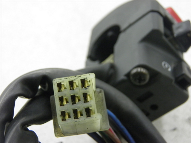 photo de COMANDO DESTRO YAMAHA XJS DIVERSION 600 (2000 - 2003) - Zoom sullo stato d'uso