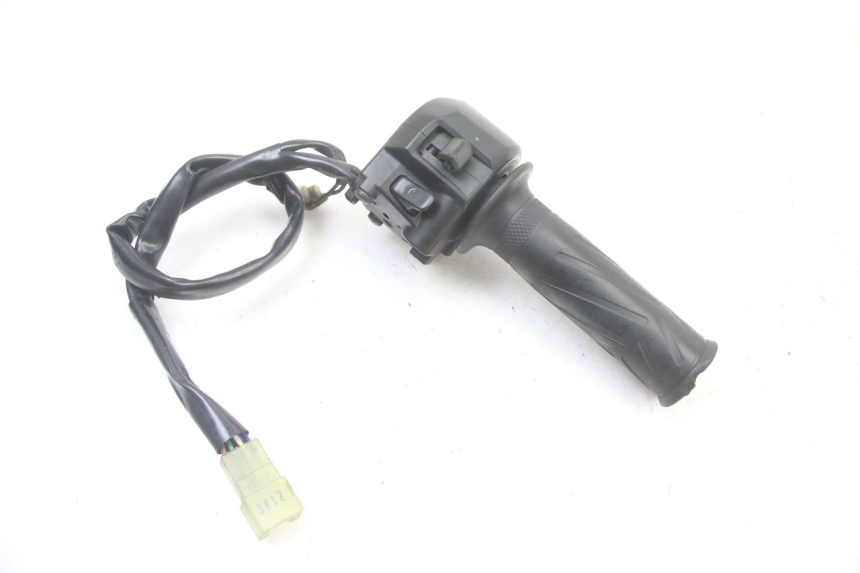 photo de COMMUTATORE DESTRO YAMAHA YP X-MAX XMAX 400 (2014 - 2017) - Vista principale