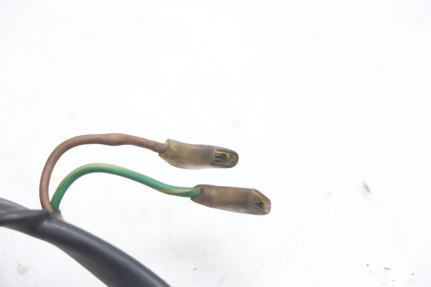 photo de COMMUTATORE DESTRO YAMAHA YZF R GENESIS 750 (1993 - 1998) - Dettagli dei punti di fissaggio