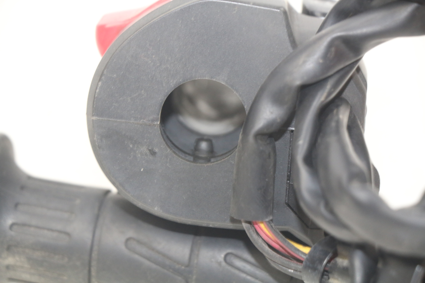 photo de MANUBRIO DESTRO KAWASAKI Z S 750 (2003 - 2006) - Vista d'insieme del prodotto