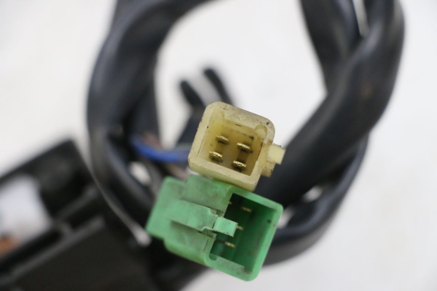 photo de COMMUTATORE DESTRO KAWASAKI ZR 7 750 (1999 - 2004) - Dettaglio del componente