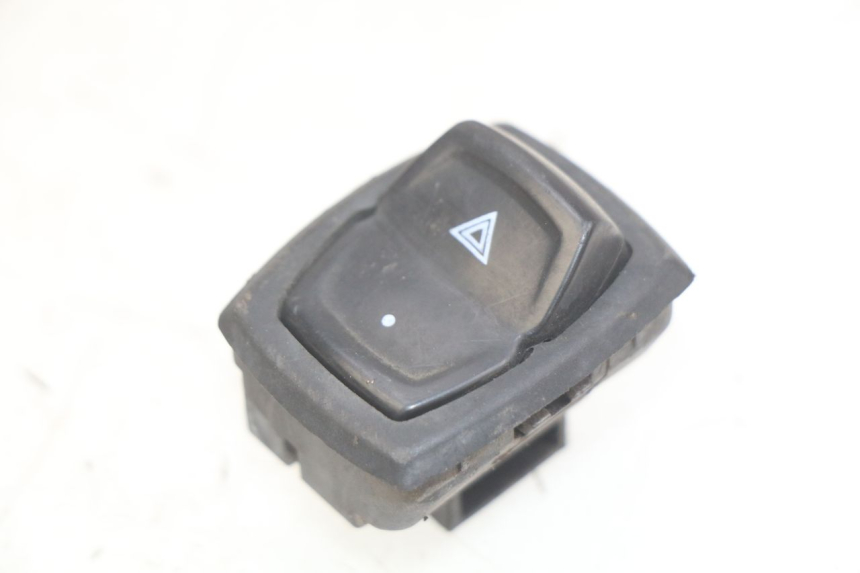 photo de COMANDO LUCI DI EMERGENZA PEUGEOT DJANGO 4T 50 (2014 - 2019) - Vista principale