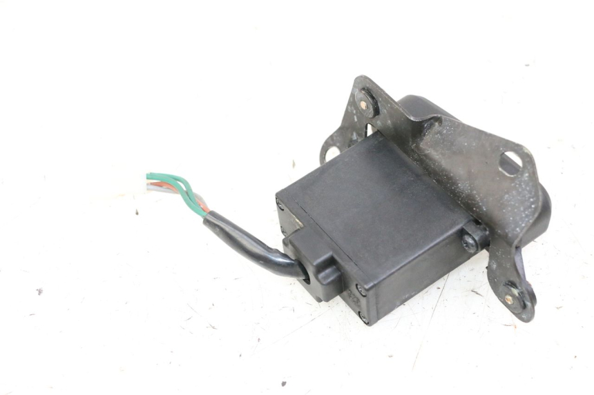 photo de COMMUTATORE EMERGENZA SYM JOYMAX 125 (2010 - 2017) - Altra angolazione