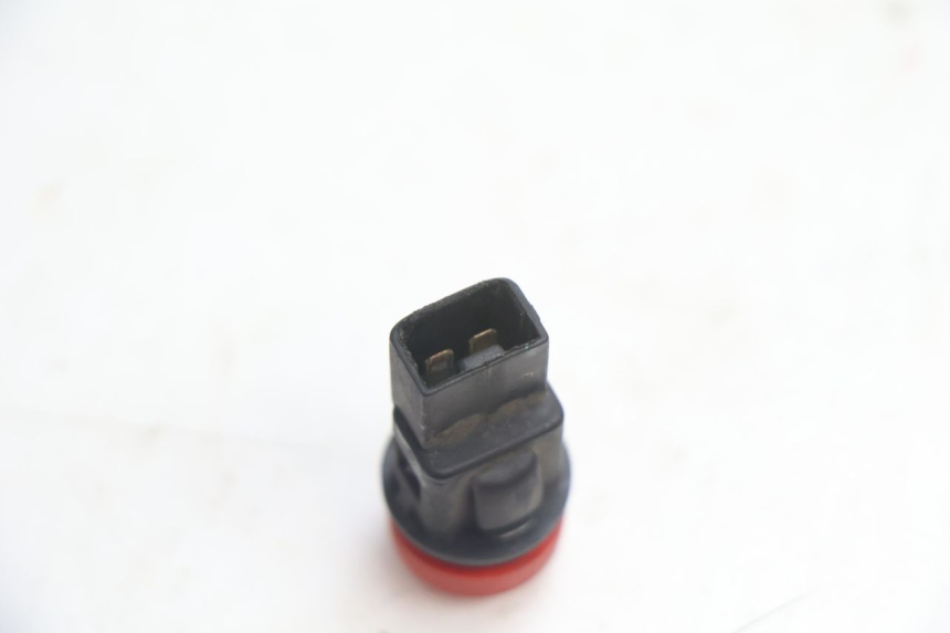photo de COMANDO LUCI DI EMERGENZA PIAGGIO MP3 LT 400 (2007 - 2012) - Altra angolazione