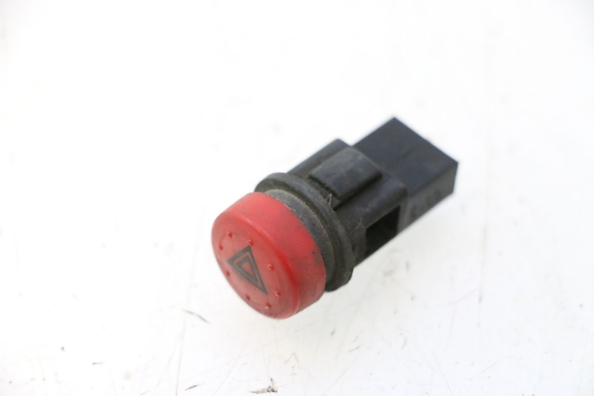 photo de COMMUTATORE EMERGENZA  PIAGGIO MP3 500 (2011 - 2015) - Zoom sullo stato d'uso