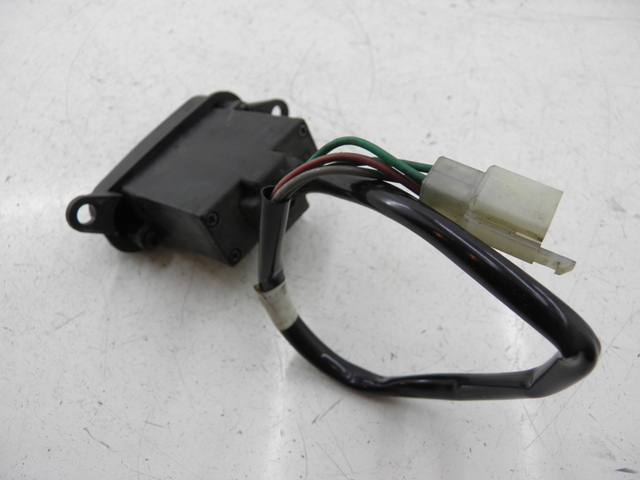 photo de COMANDO LUCI DI EMERGENZA SYM GTS 125 (2005 - 2008) - Altra angolazione