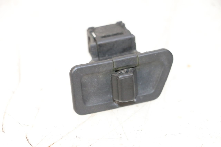 photo de COMANDO LUCI DI EMERGENZA YAMAHA XMAX X-MAX 125 (2006 - 2009) - Dettaglio del componente