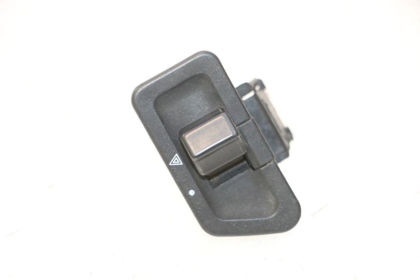 photo de COMANDO LUCI DI EMERGENZA YAMAHA XMAX X-MAX 125 (2006 - 2009) - Dettaglio del componente