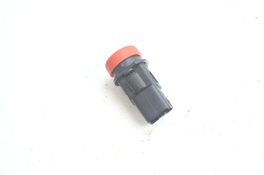 photo de COMANDO LUCI DI EMERGENZA PIAGGIO X9 EVOLUTION 125 (2003 - 2007) - Zoom sullo stato d'uso