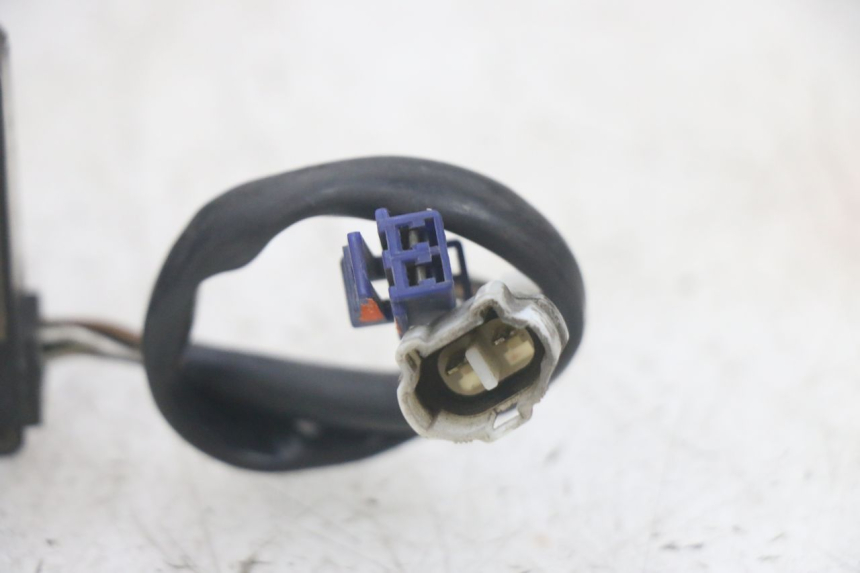 photo de COMMUTATORE YAMAHA FJR ABS 1300 (2006 - 2012) - Primo piano tecnico