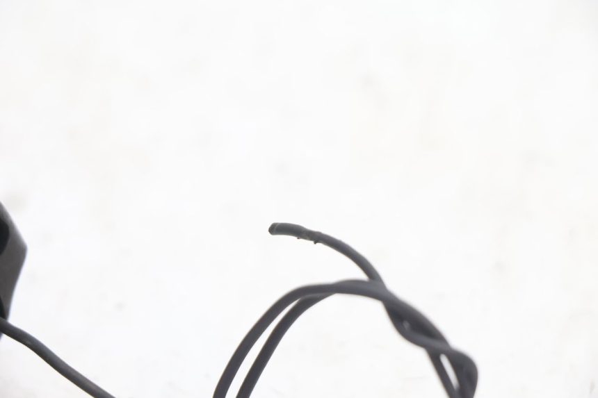 photo de COMMUTATORE SINISTRO PEUGEOT 103 SPX CLIP 50 (1989 - 1992) - Dettagli dei punti di fissaggio